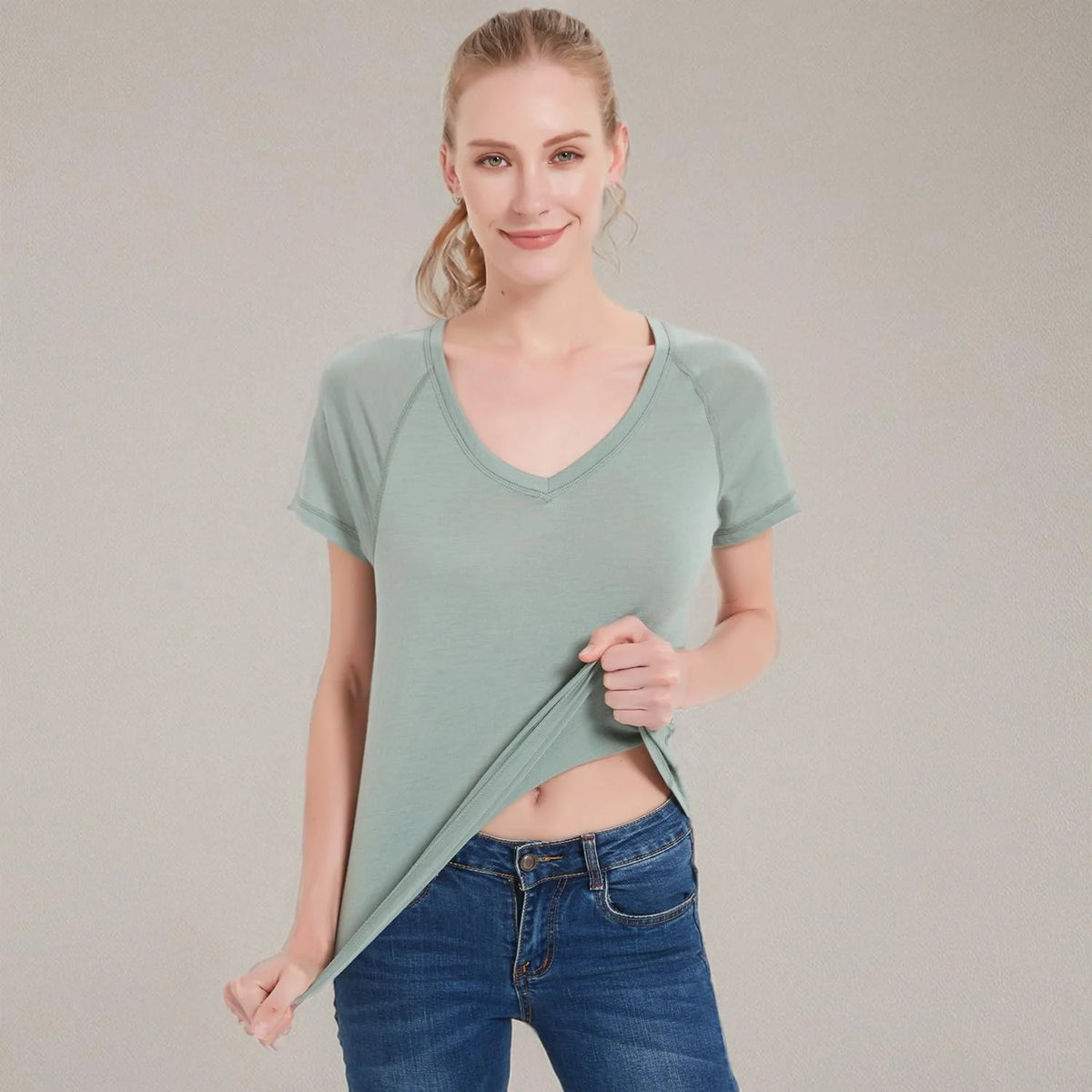 METARINO 100% Merino Wool T-Shirt Women V Neck Short Sleeve Base Layer Tee Shirt for Travel,Hiking,Sports
